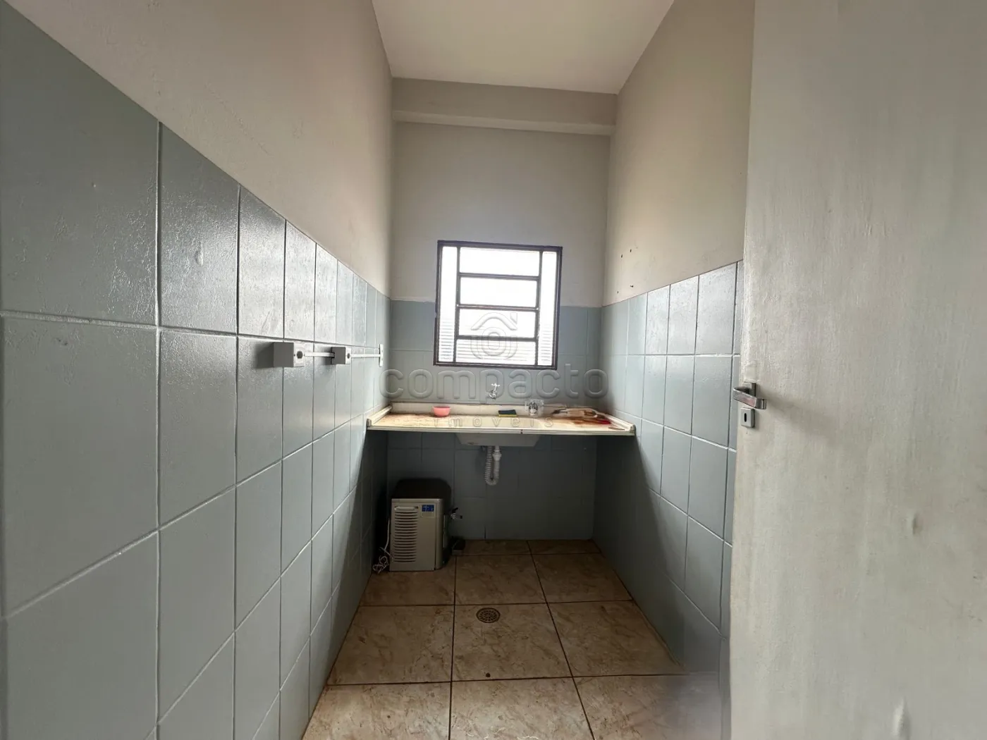 Alugar Comercial / Sala em São José do Rio Preto R$ 1.900,00 - Foto 8