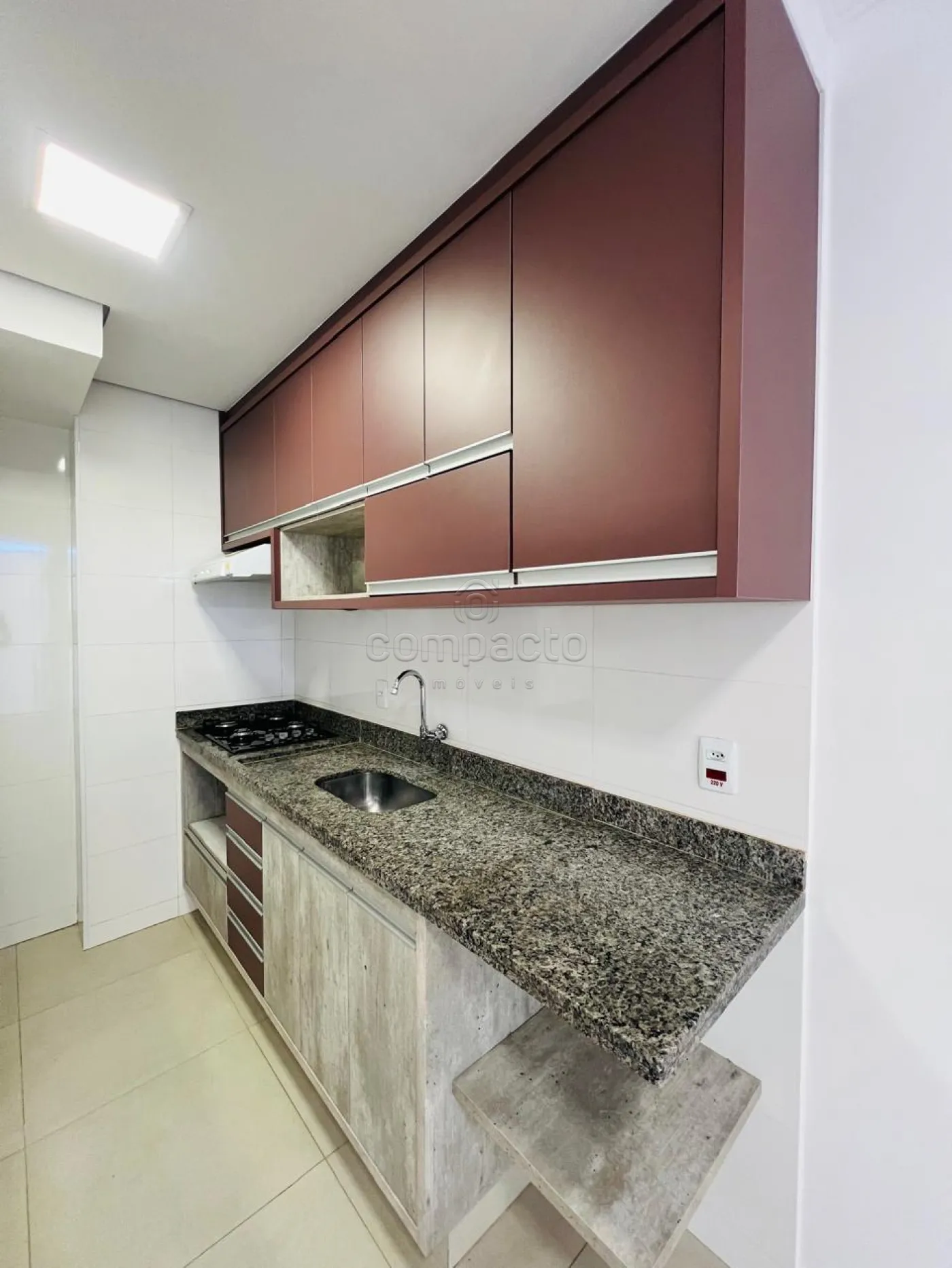Alugar Apartamento / Padrão em São José do Rio Preto R$ 2.100,00 - Foto 7