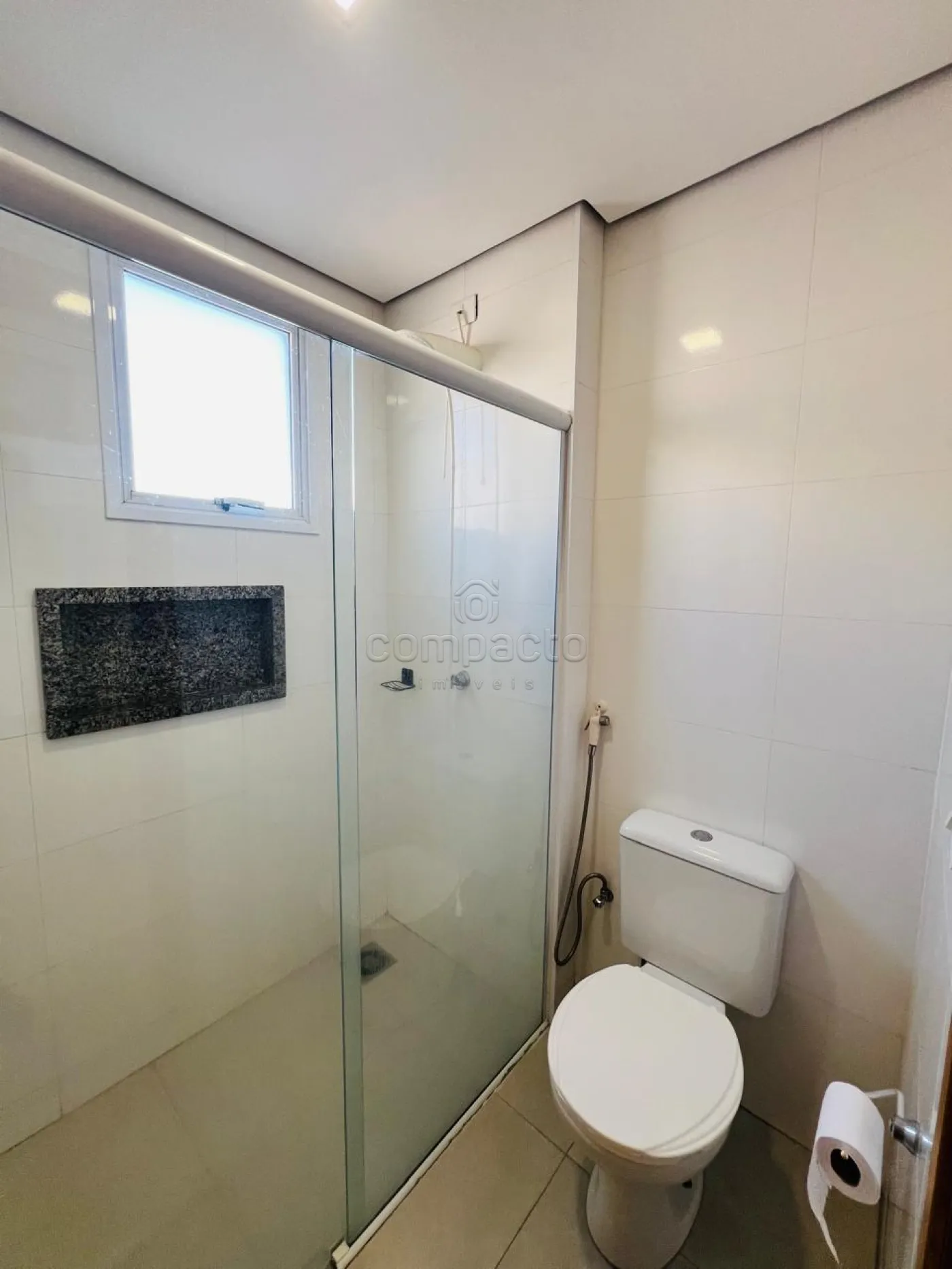Alugar Apartamento / Padrão em São José do Rio Preto R$ 2.100,00 - Foto 12