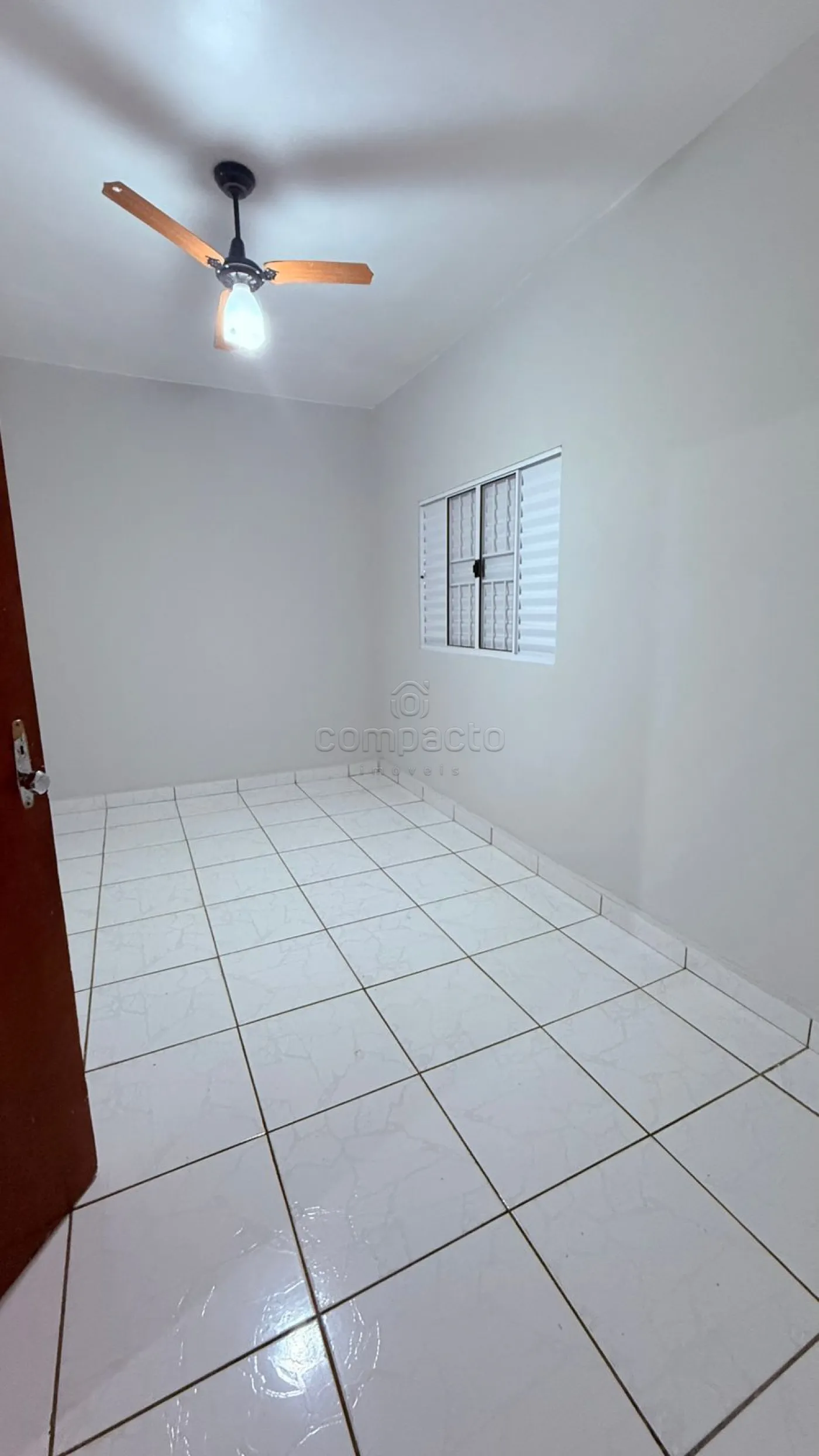 Alugar Casa / Padrão em São José do Rio Preto R$ 1.700,00 - Foto 7