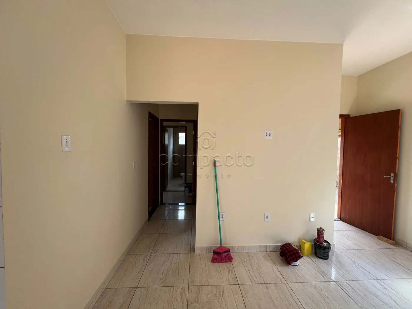 Comprar Casa / Padrão em São José do Rio Preto R$ 280.000,00 - Foto 4