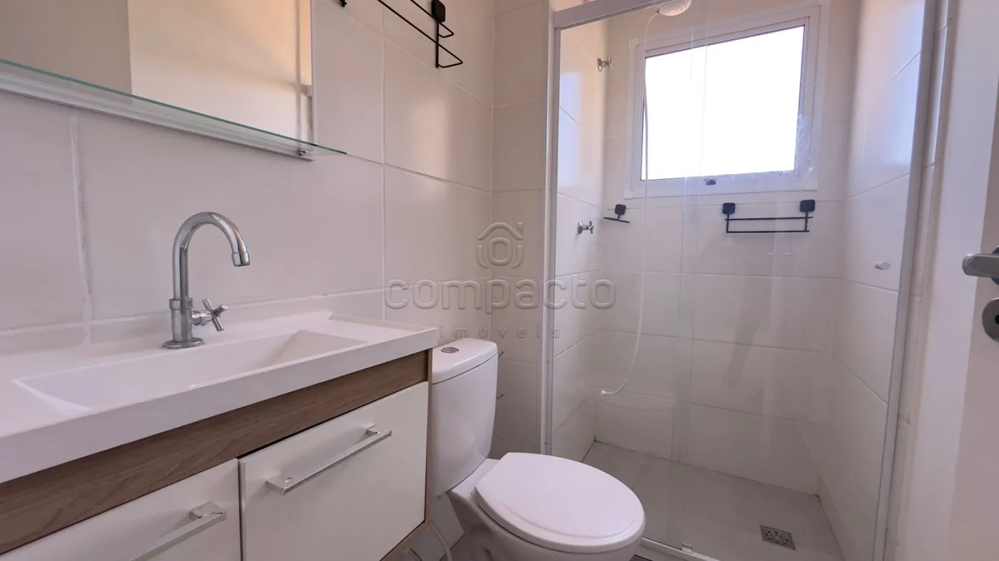 Alugar Apartamento / Padrão em São José do Rio Preto R$ 2.250,00 - Foto 6