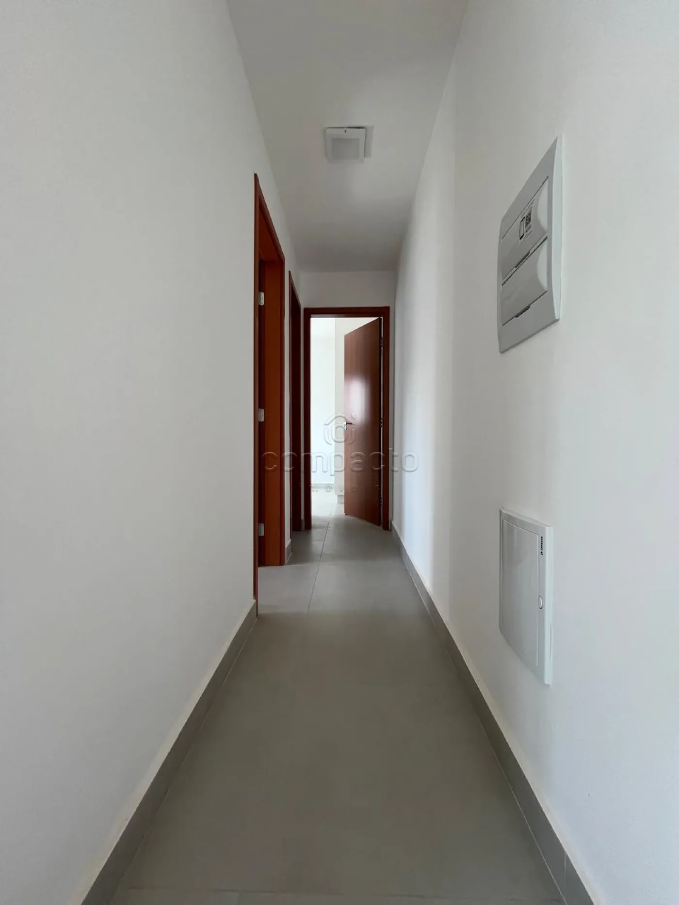 Comprar Apartamento / Padrão em São José do Rio Preto R$ 480.000,00 - Foto 2