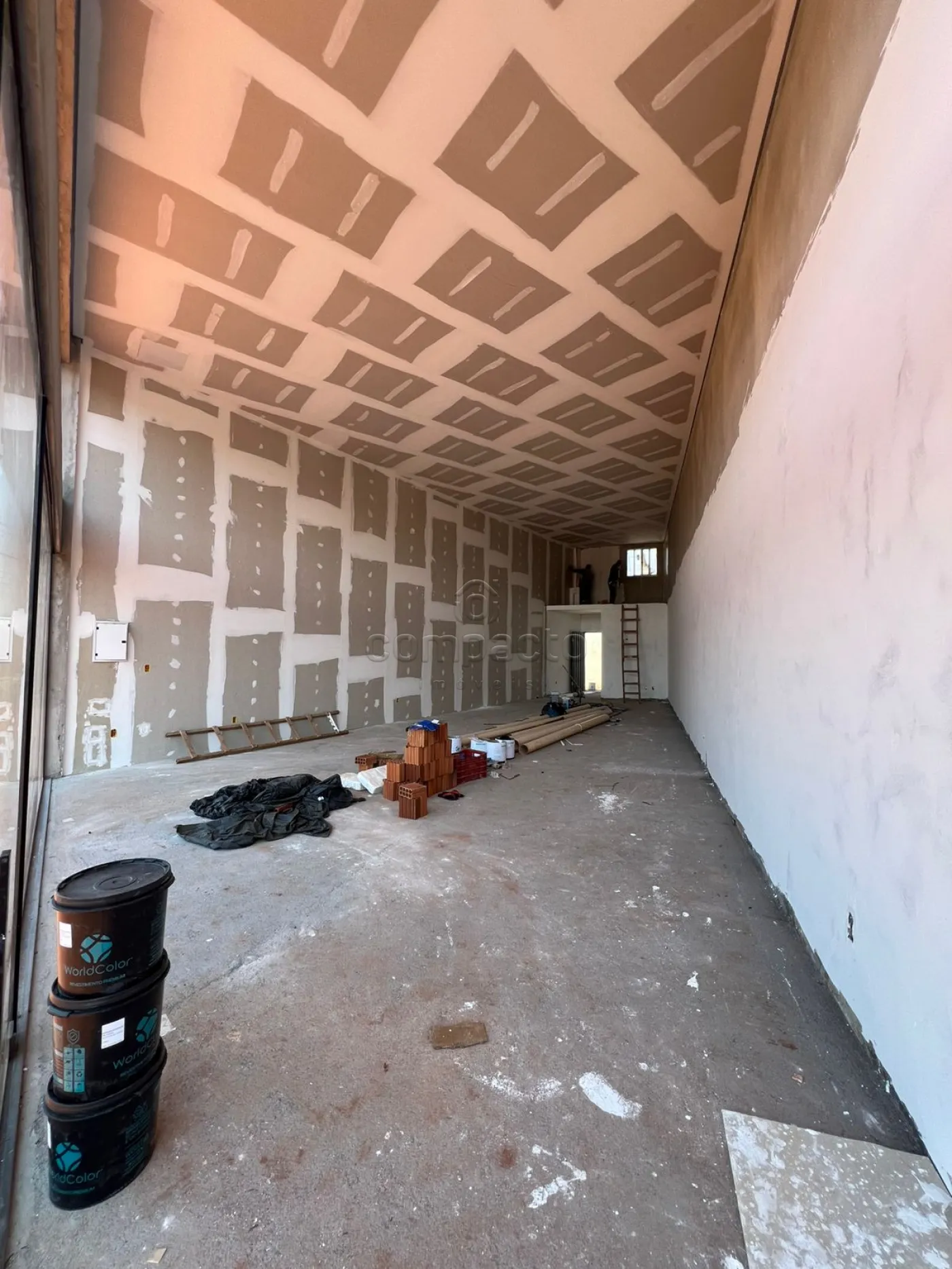 Alugar Comercial / Loja em São José do Rio Preto R$ 7.200,00 - Foto 5