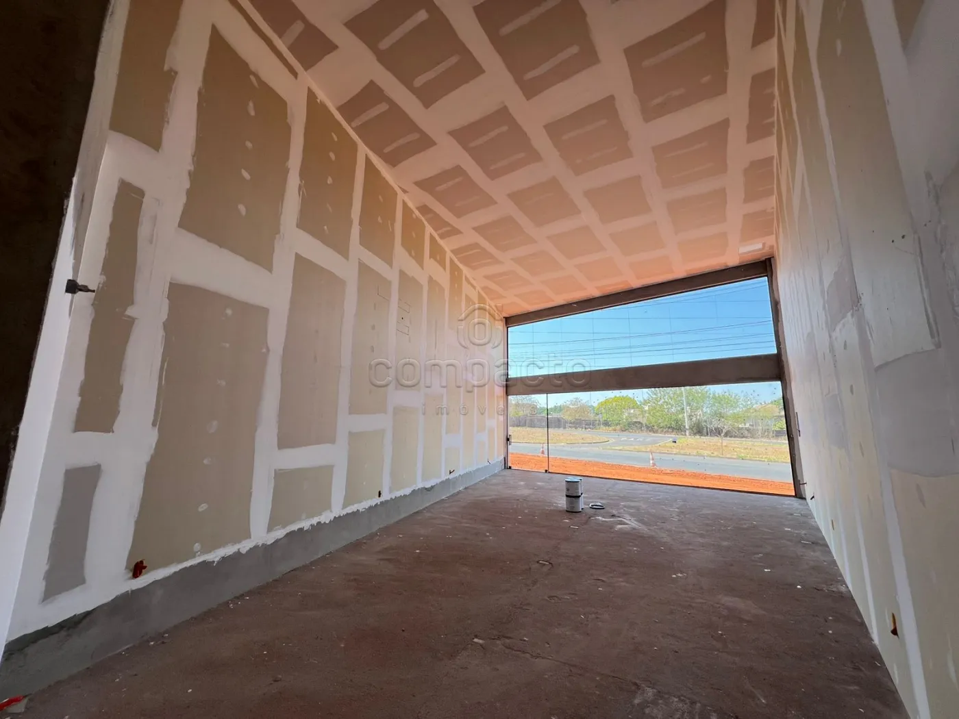 Alugar Comercial / Loja em São José do Rio Preto R$ 6.200,00 - Foto 3