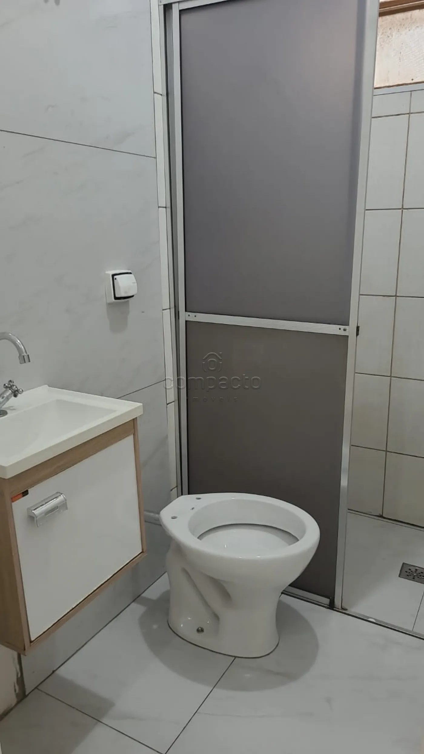 Alugar Casa / Padrão em São José do Rio Preto R$ 1.250,00 - Foto 11