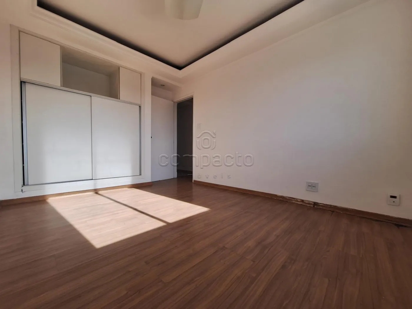 Alugar Apartamento / Padrão em São José do Rio Preto R$ 2.000,00 - Foto 6