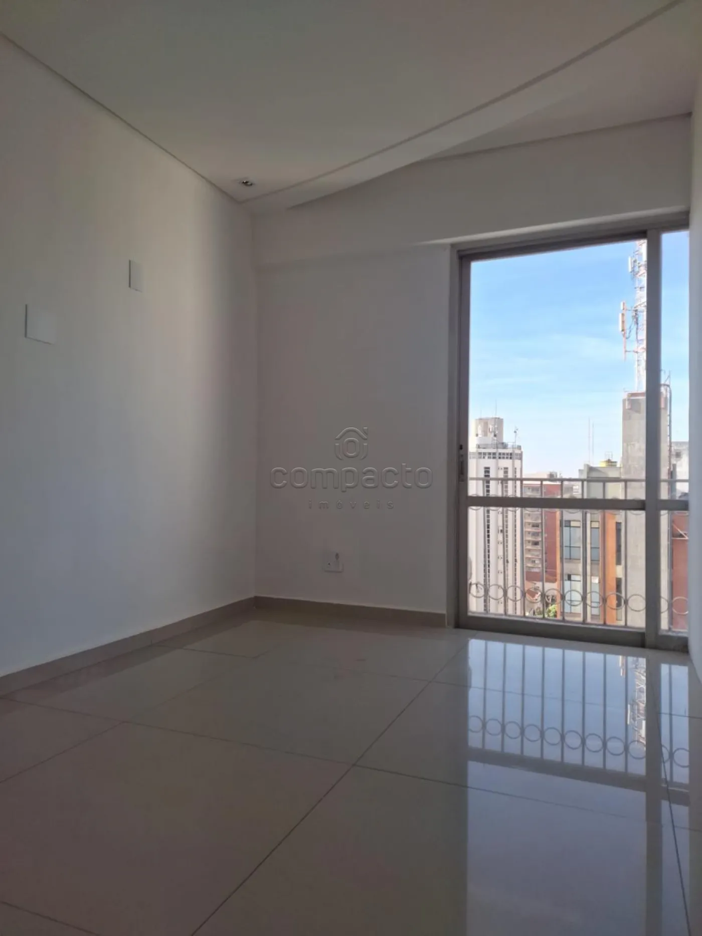 Alugar Apartamento / Padrão em São José do Rio Preto R$ 2.000,00 - Foto 2