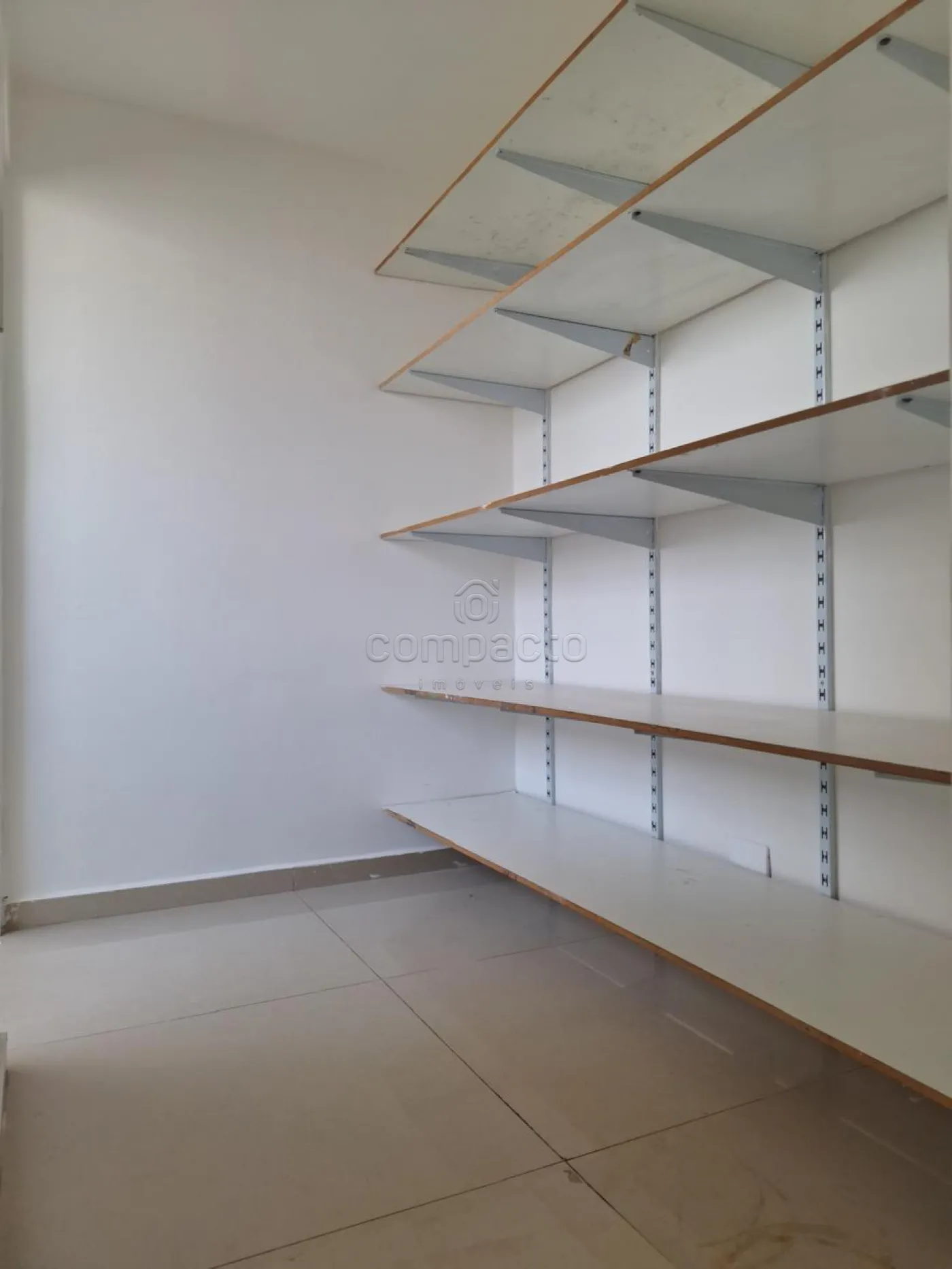 Alugar Apartamento / Padrão em São José do Rio Preto R$ 2.000,00 - Foto 17