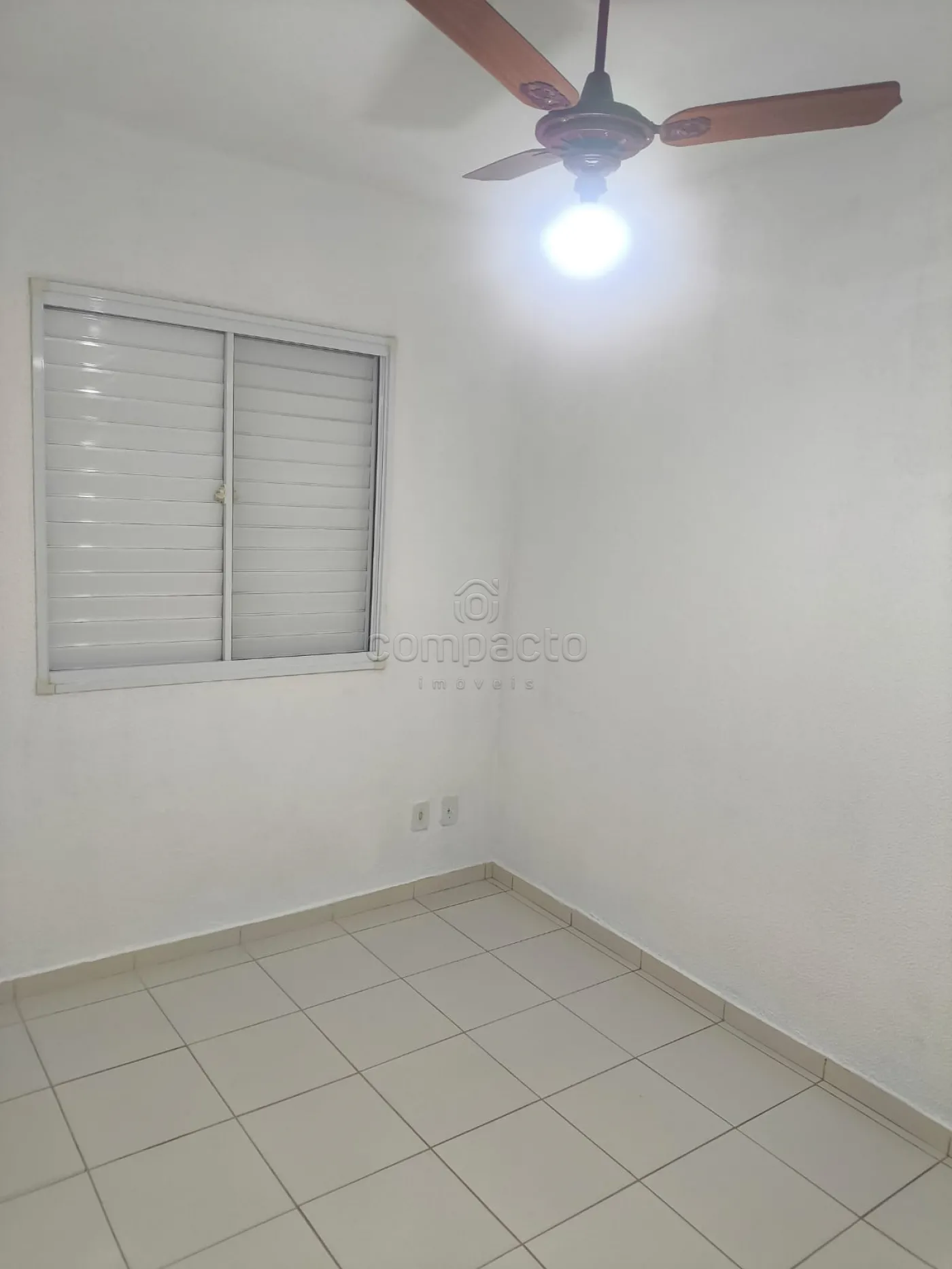 Alugar Casa / Condomínio em São José do Rio Preto R$ 1.350,00 - Foto 3