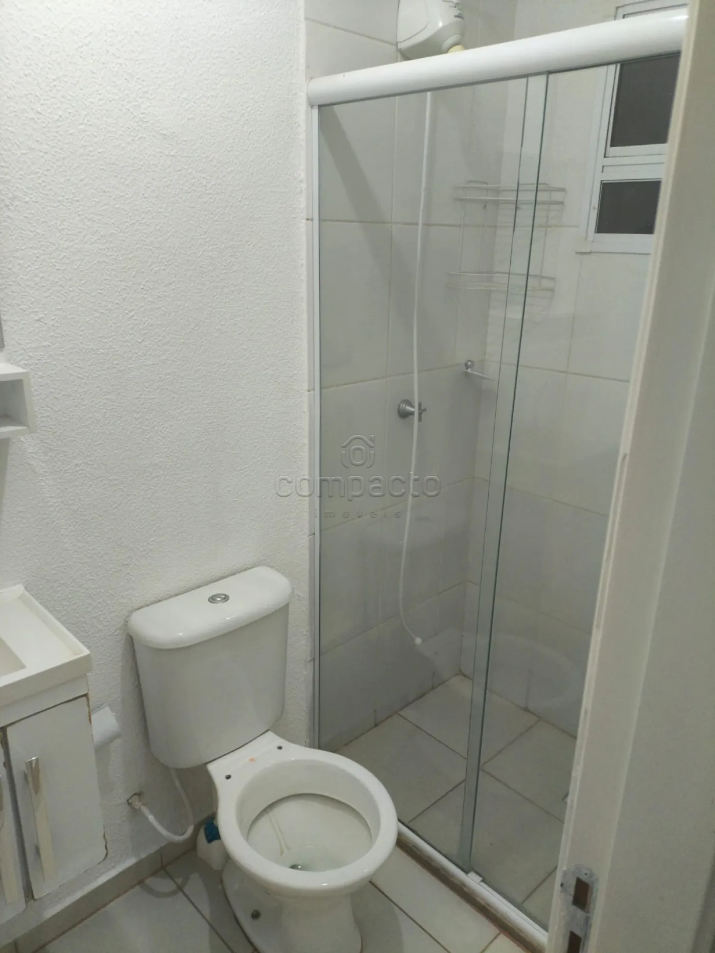 Alugar Casa / Condomínio em São José do Rio Preto R$ 1.350,00 - Foto 7