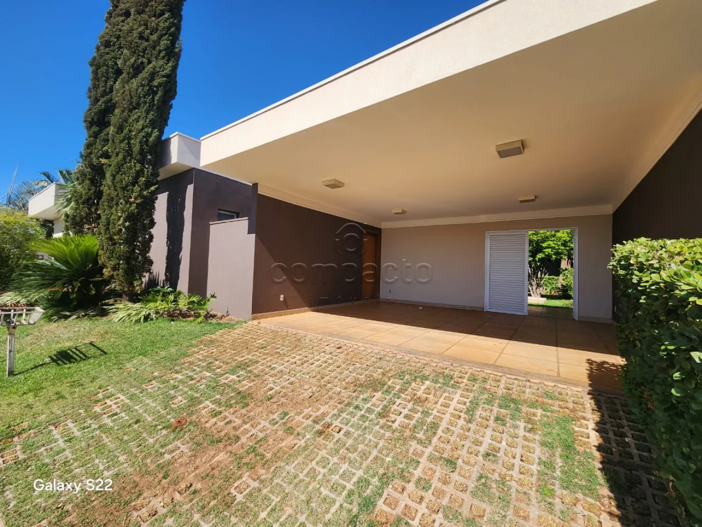 Alugar Casa / Condomínio em São José do Rio Preto R$ 15.000,00 - Foto 1