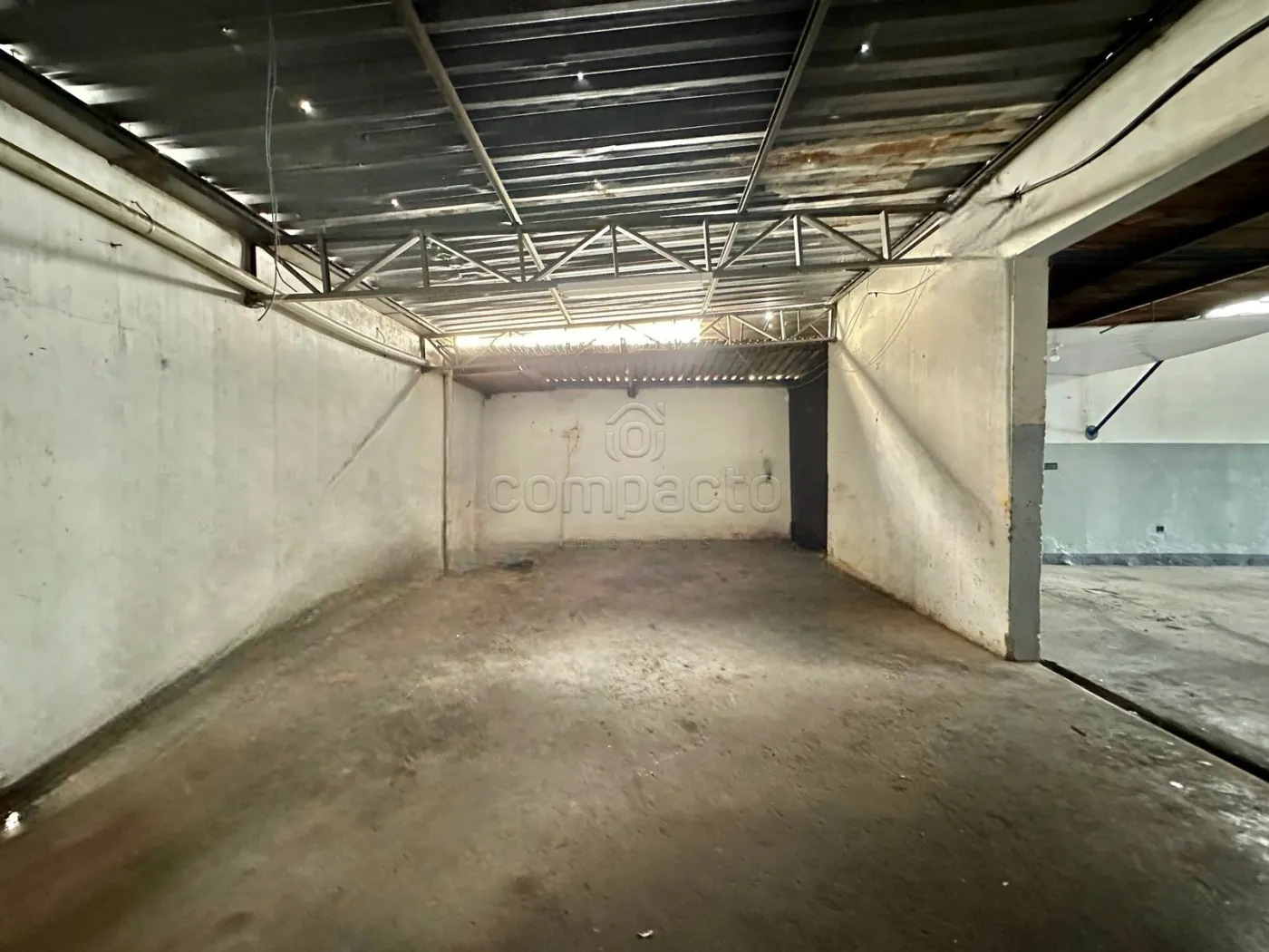 Alugar Comercial / Salão em São José do Rio Preto R$ 3.500,00 - Foto 9