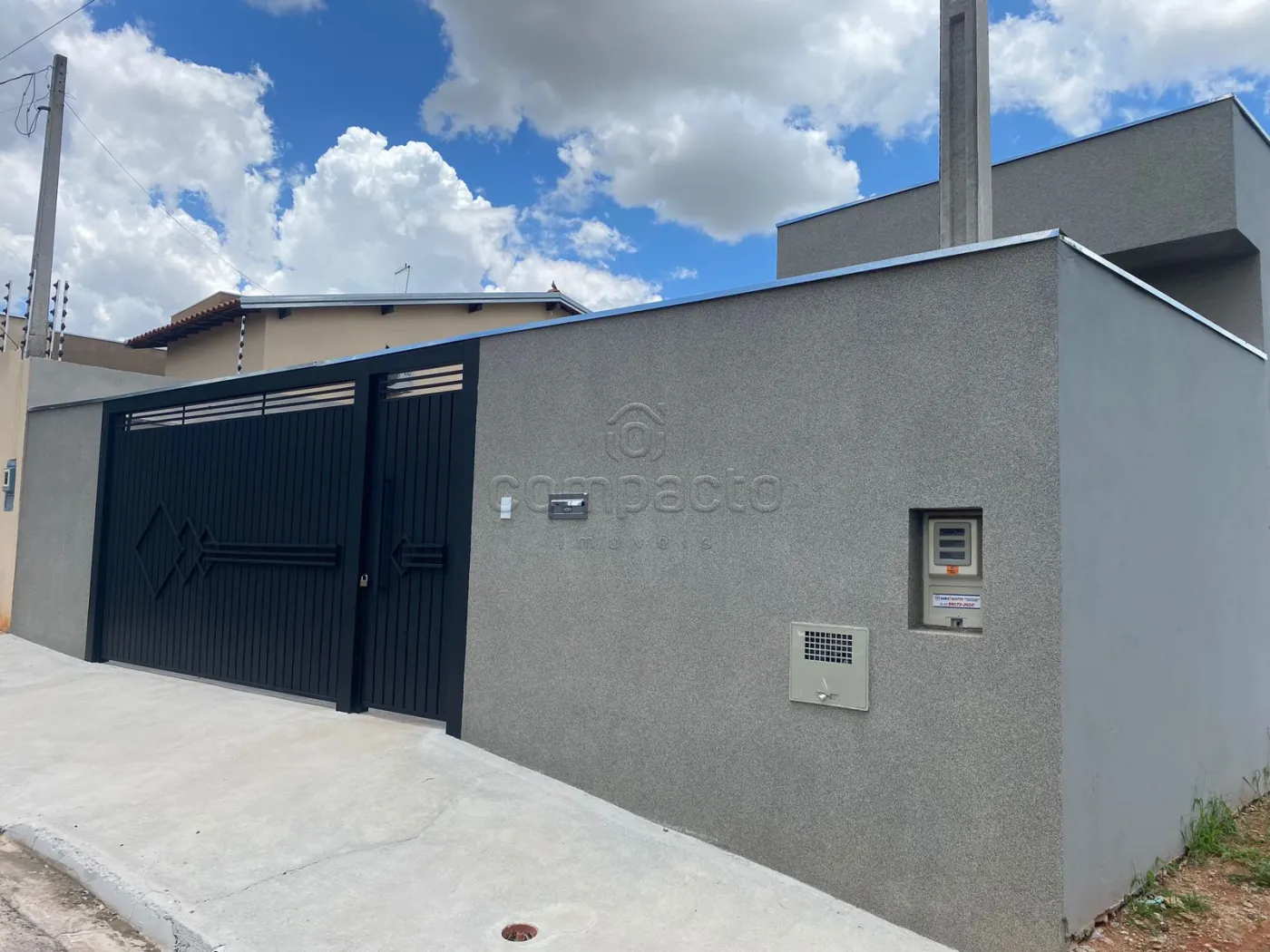 Comprar Casa / Padrão em Mirassol R$ 300.000,00 - Foto 1