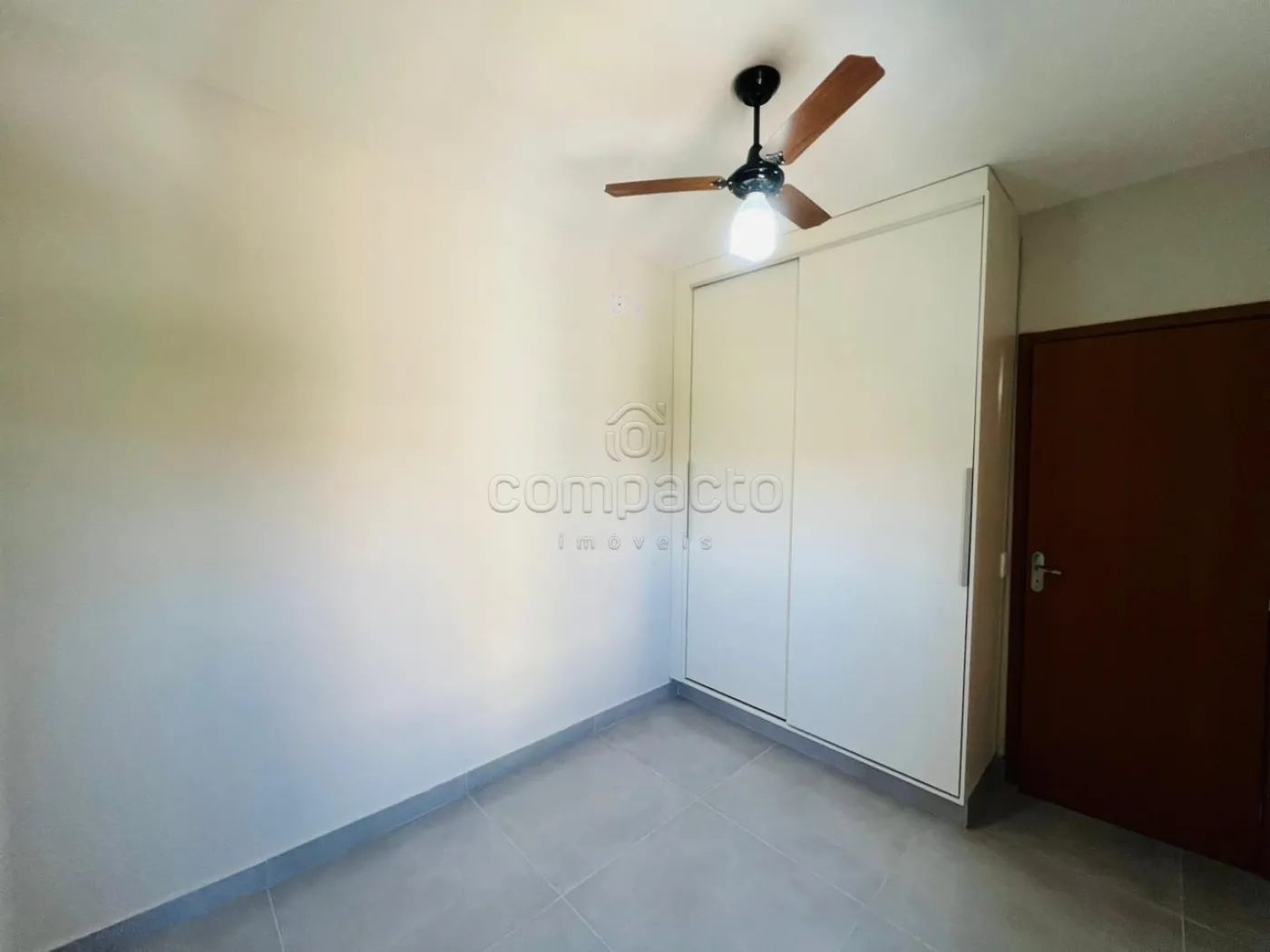 Comprar Apartamento / Padrão em São José do Rio Preto R$ 275.000,00 - Foto 7