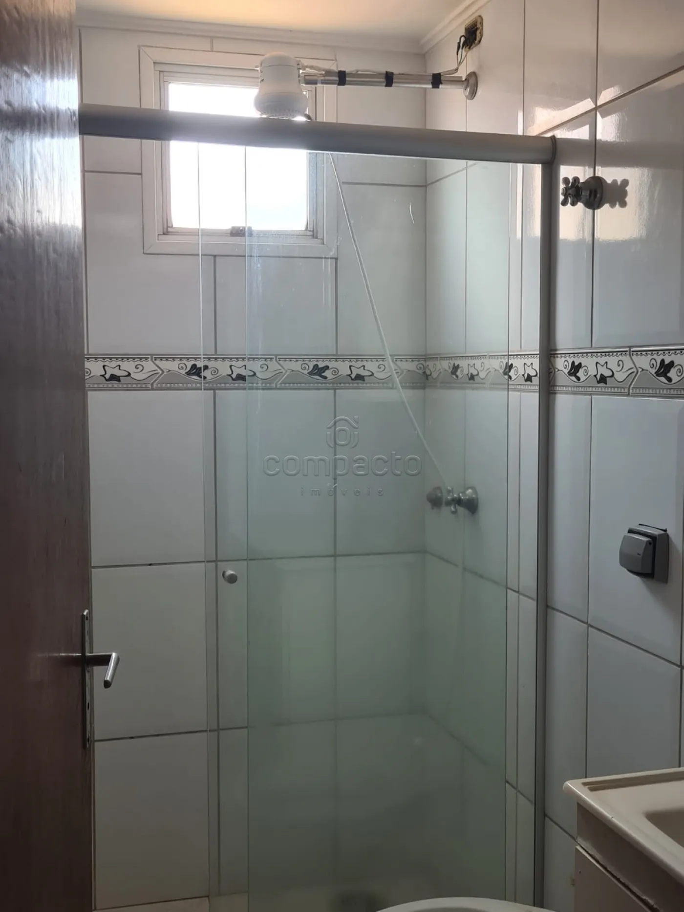 Alugar Apartamento / Padrão em São José do Rio Preto R$ 1.400,00 - Foto 6