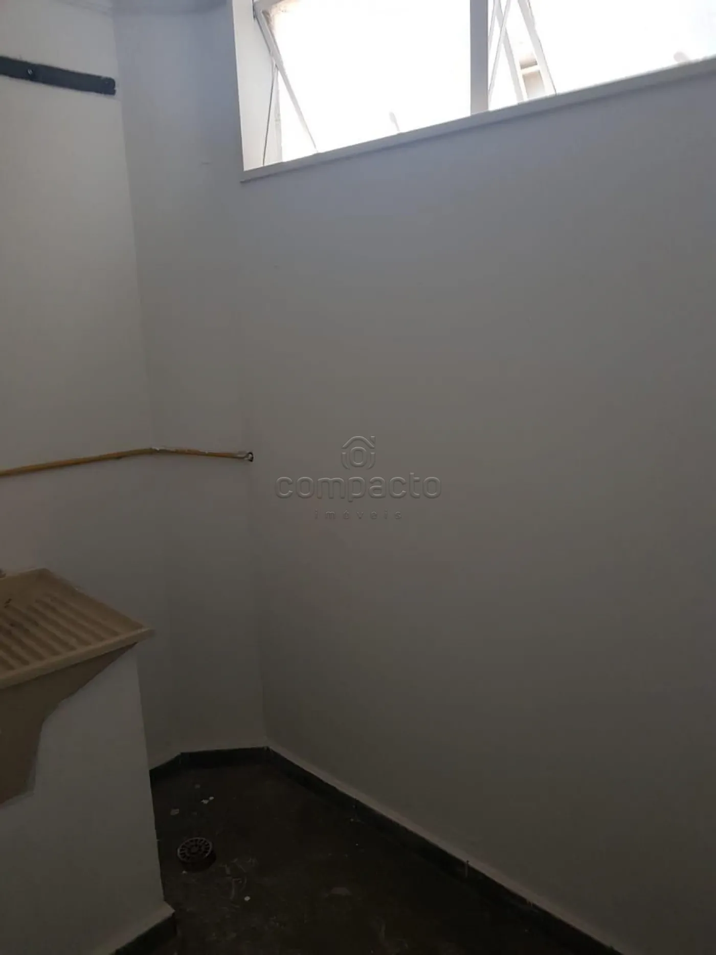 Alugar Apartamento / Padrão em São José do Rio Preto R$ 1.300,00 - Foto 8