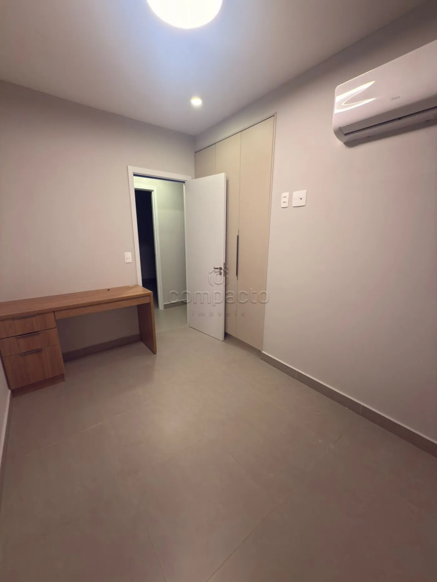 Alugar Apartamento / Padrão em São José do Rio Preto R$ 3.800,00 - Foto 3