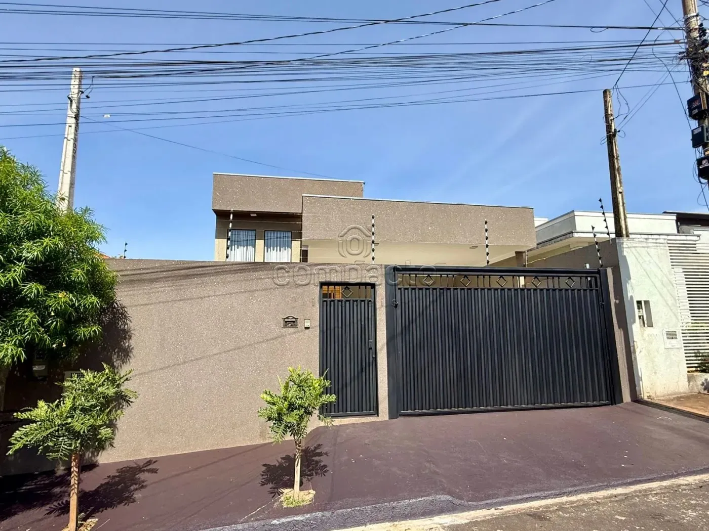 Comprar Casa / Padrão em São José do Rio Preto R$ 390.000,00 - Foto 1