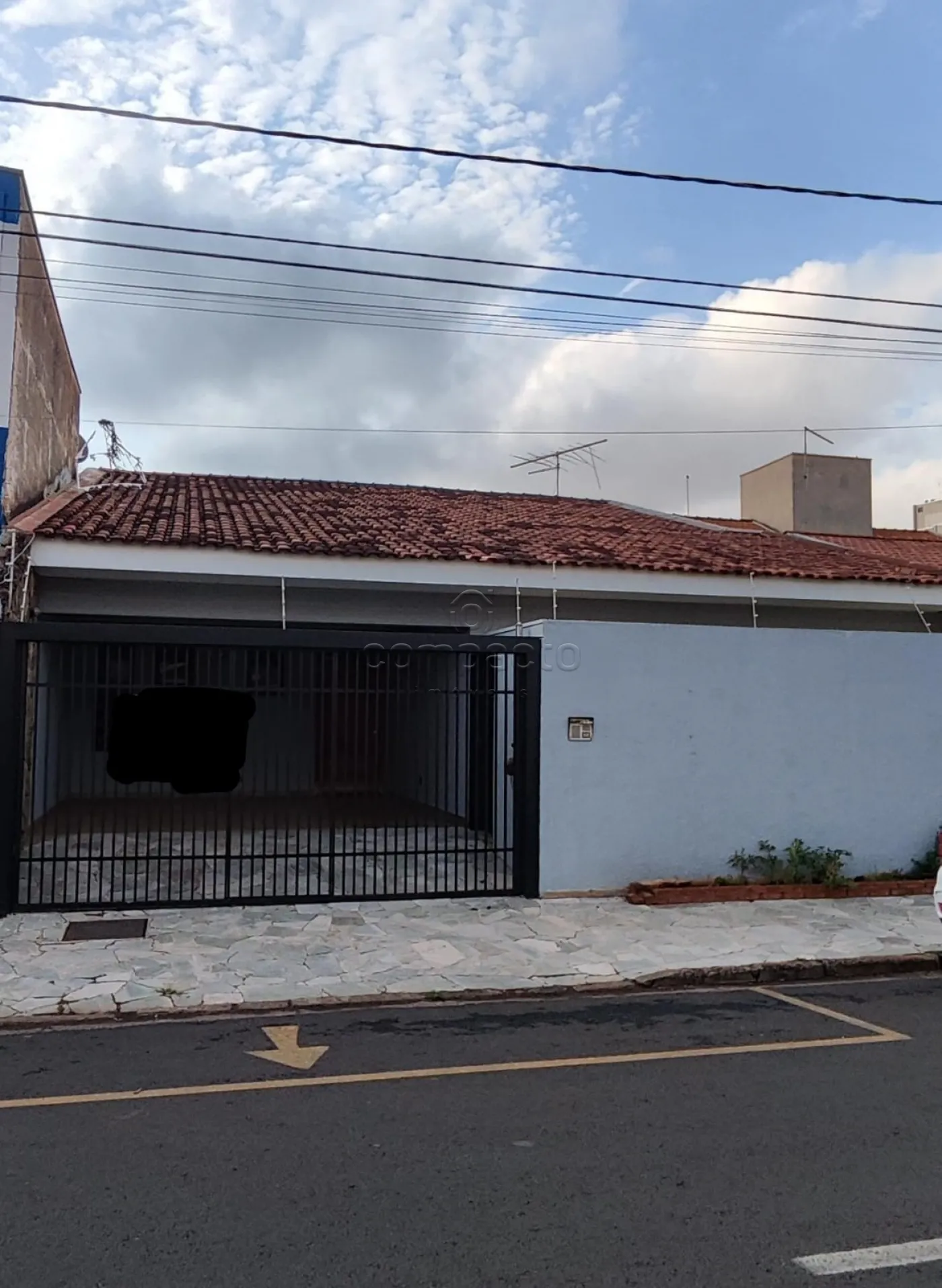 Alugar Casa / Padrão em São José do Rio Preto R$ 4.000,00 - Foto 1