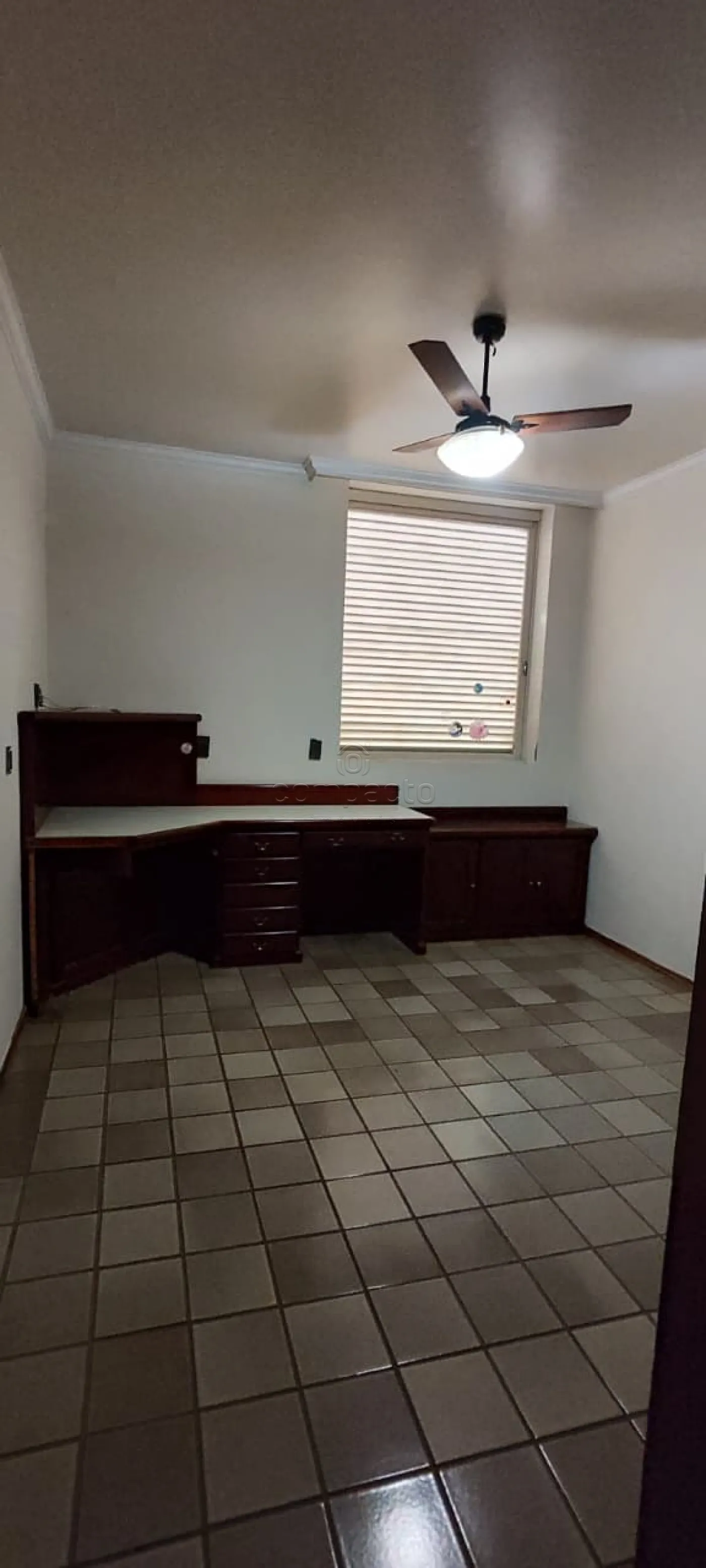 Alugar Casa / Padrão em São José do Rio Preto R$ 4.000,00 - Foto 9