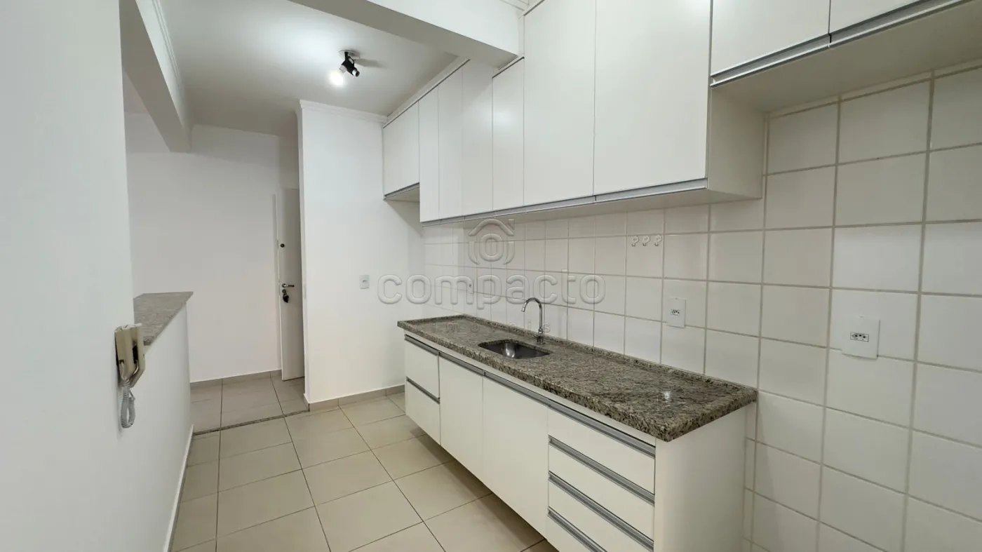 Alugar Apartamento / Padrão em São José do Rio Preto R$ 1.850,00 - Foto 7