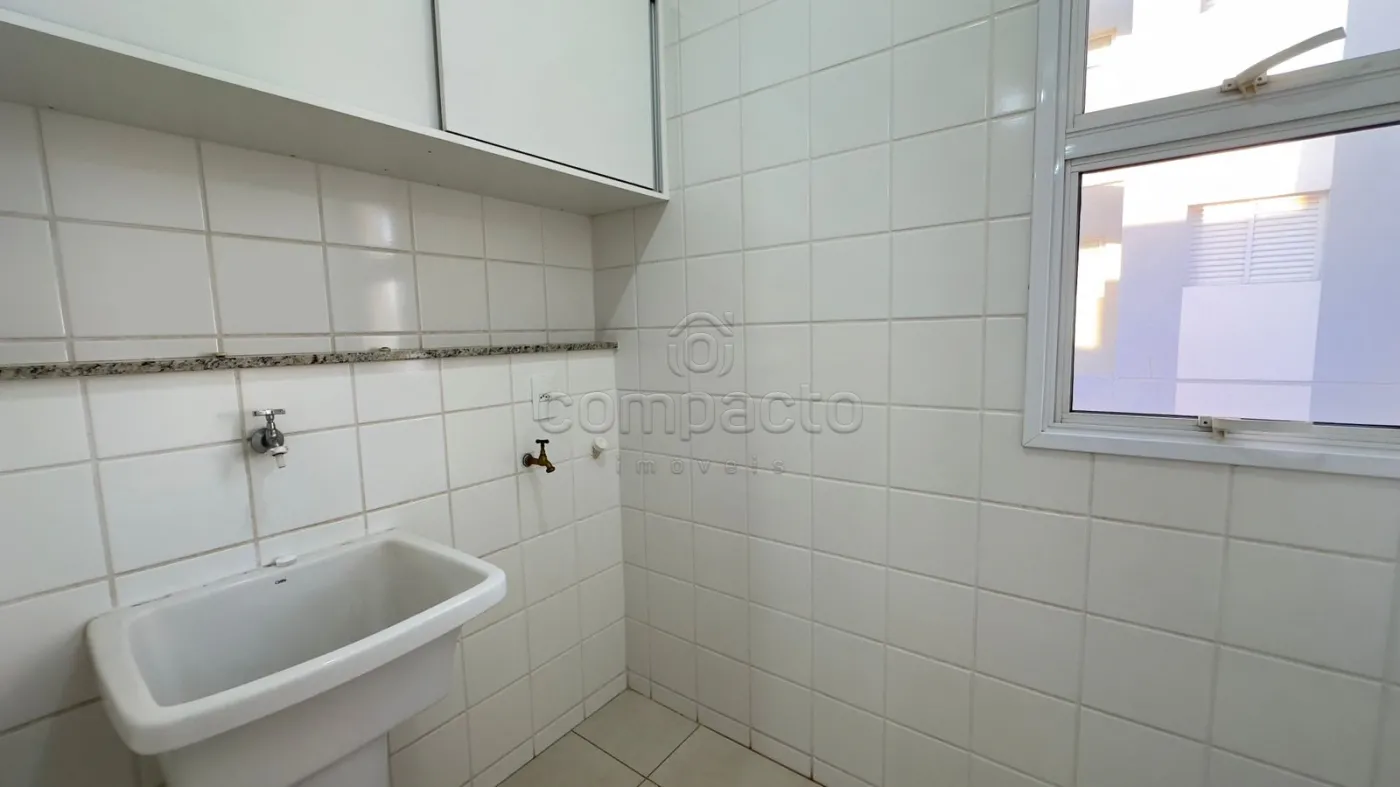 Alugar Apartamento / Padrão em São José do Rio Preto R$ 1.850,00 - Foto 9