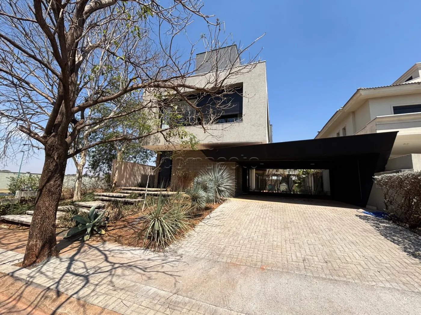 Alugar Casa / Condomínio em São José do Rio Preto R$ 20.000,00 - Foto 1