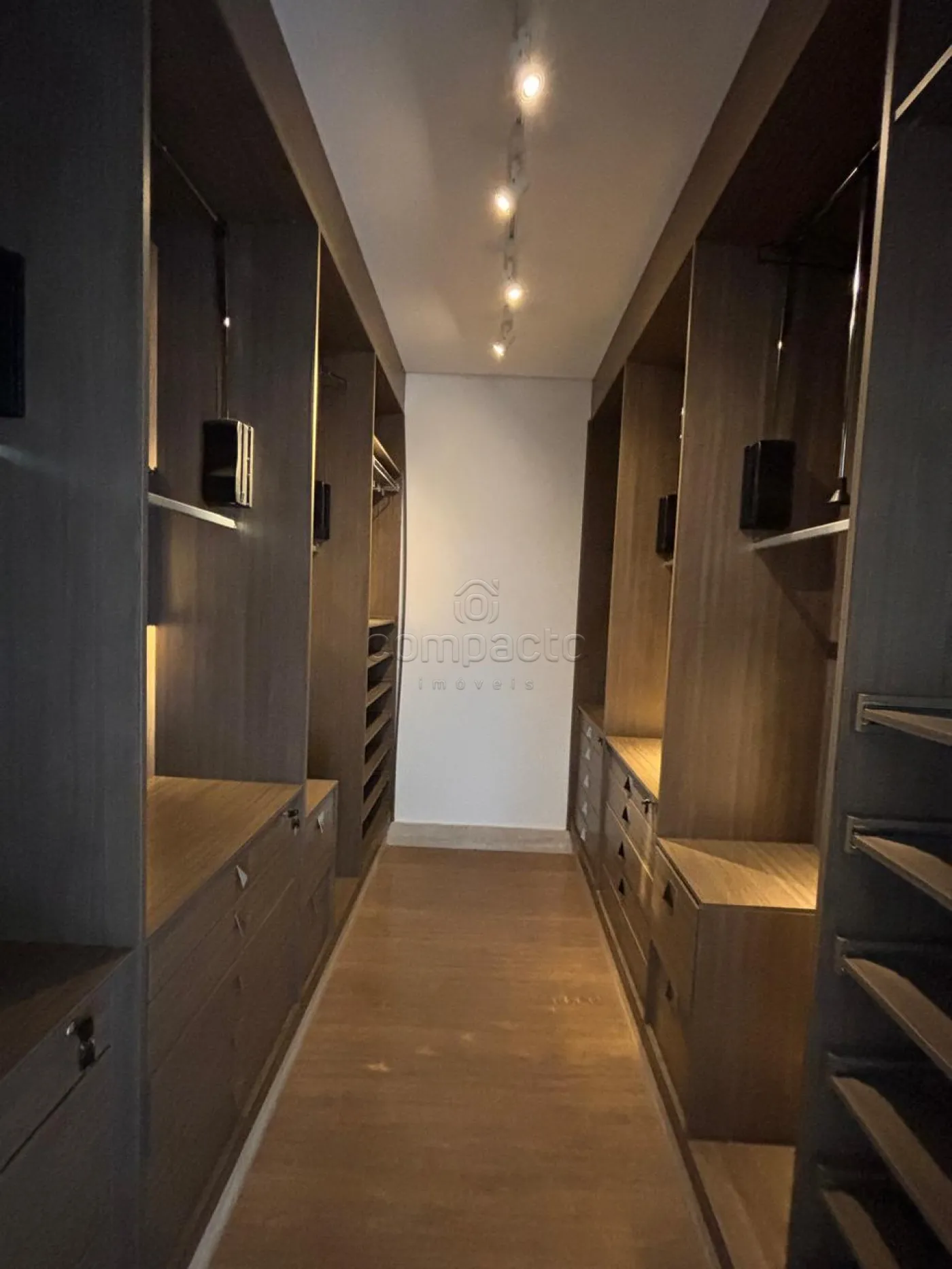 Alugar Casa / Condomínio em São José do Rio Preto R$ 20.000,00 - Foto 17