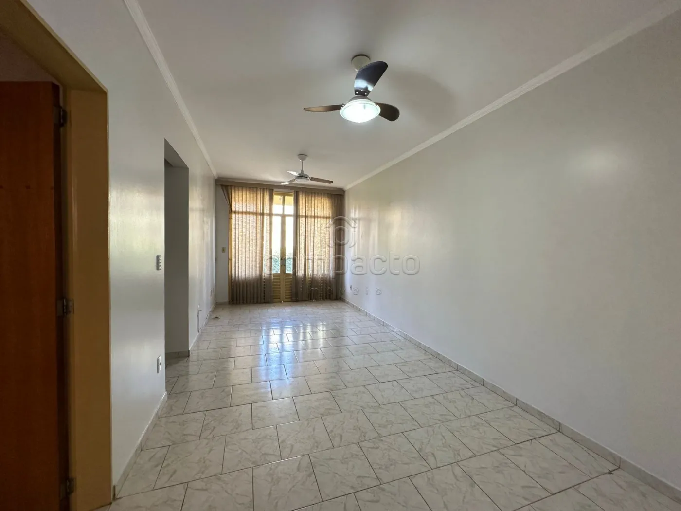Alugar Apartamento / Padrão em São José do Rio Preto R$ 1.600,00 - Foto 1
