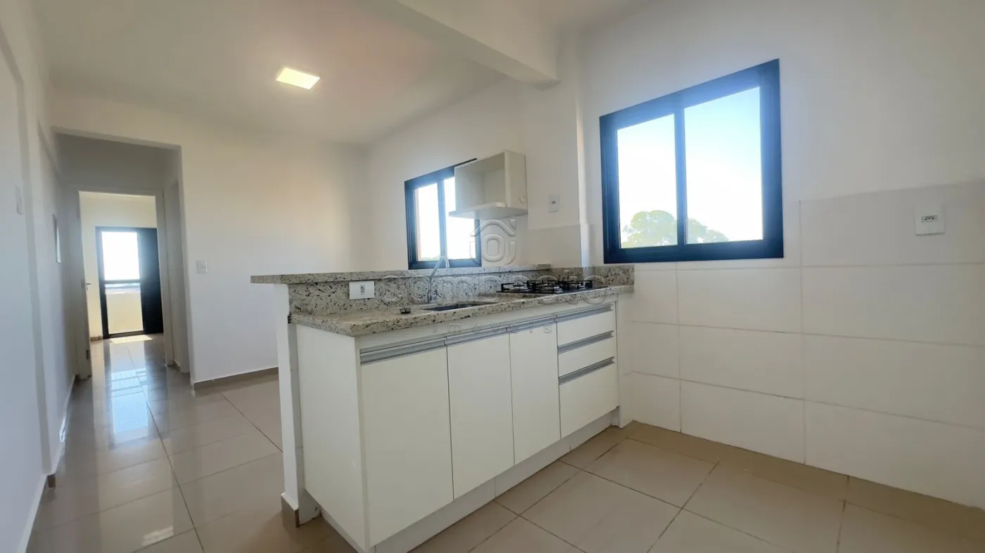 Alugar Apartamento / Padrão em São José do Rio Preto R$ 1.550,00 - Foto 2