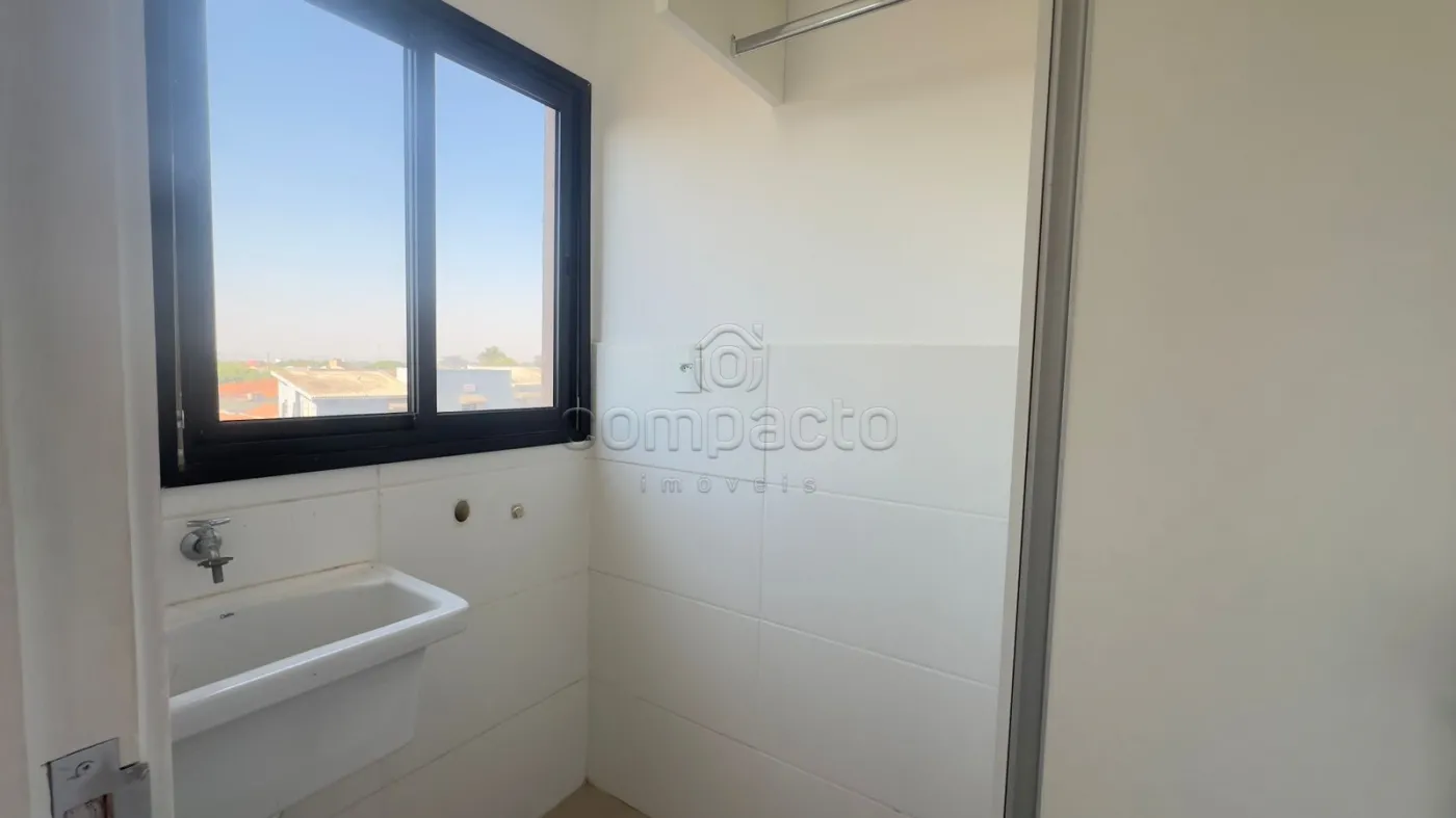 Alugar Apartamento / Padrão em São José do Rio Preto R$ 1.550,00 - Foto 3