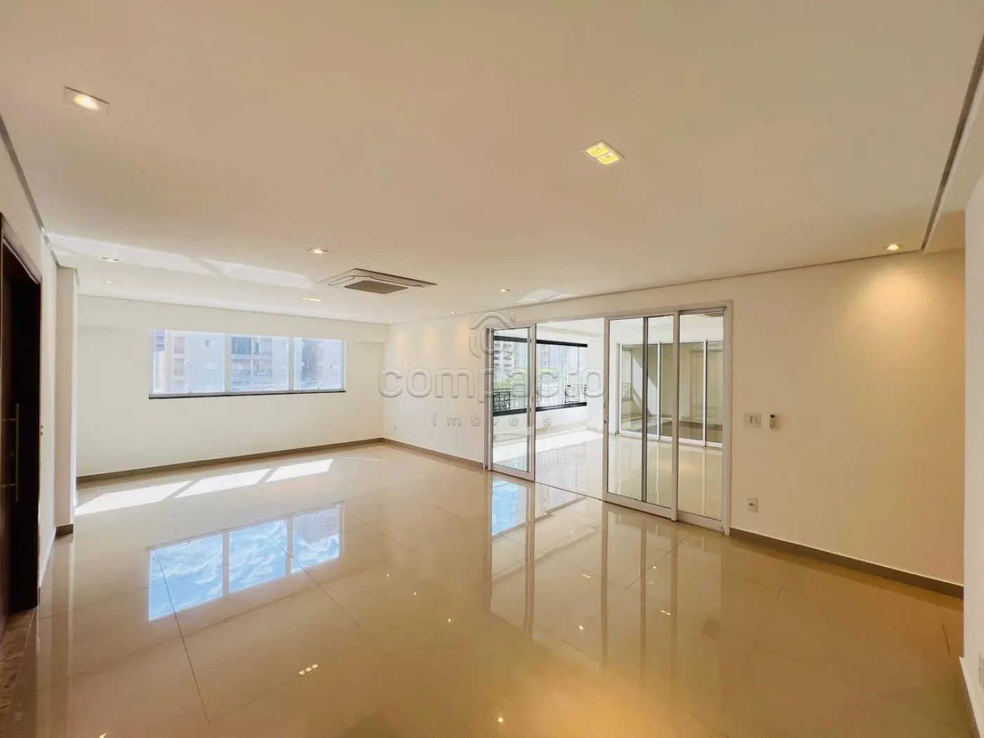 Alugar Apartamento / Padrão em São José do Rio Preto R$ 5.500,00 - Foto 1