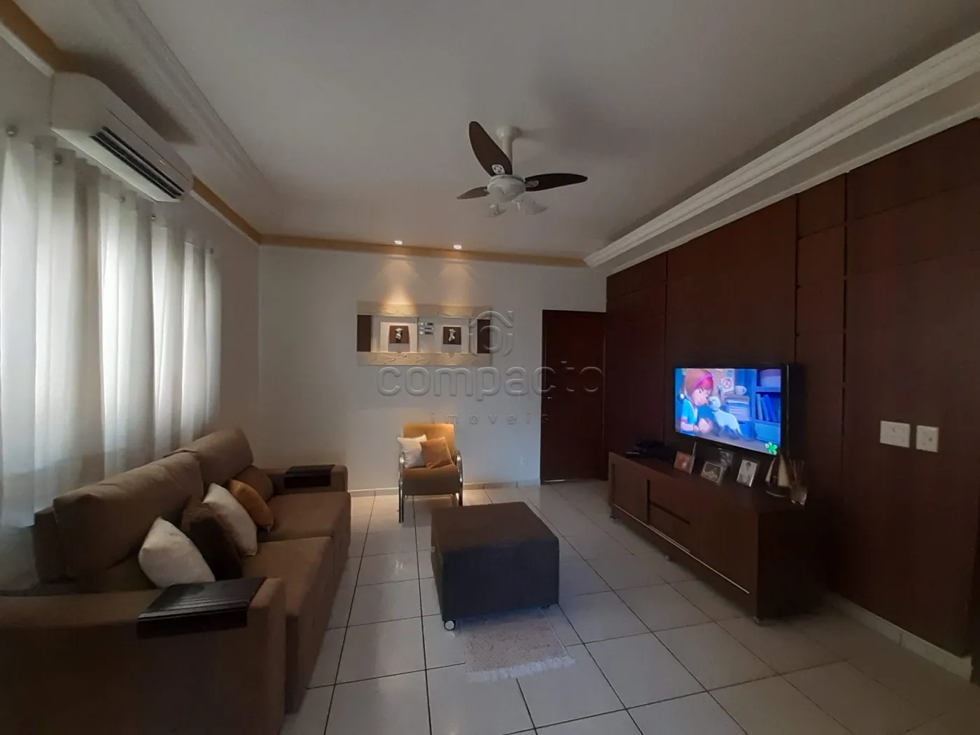 Comprar Casa / Padrão em São José do Rio Preto R$ 750.000,00 - Foto 1