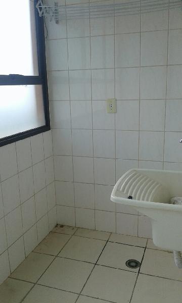 Alugar Apartamento / Padrão em São José do Rio Preto. apenas R$ 500,00