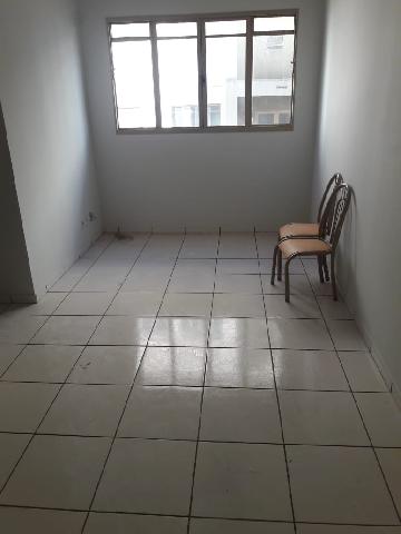 Alugar Apartamento / Padrão em São José do Rio Preto. apenas R$ 500,00