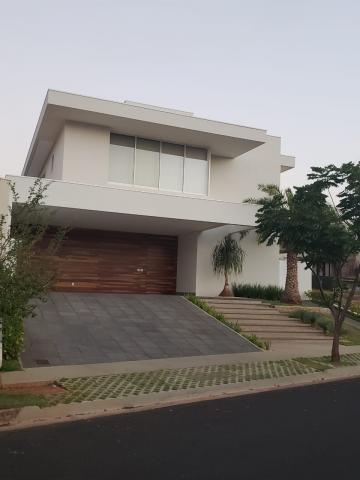 Alugar Casa / Condomínio em São José do Rio Preto. apenas R$ 5.200.000,00