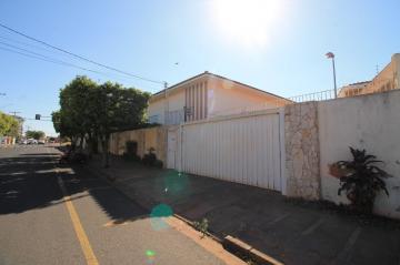 Alugar Casa / Padrão em São José do Rio Preto. apenas R$ 730.000,00