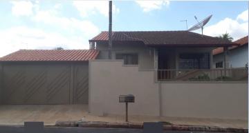 Alugar Casa / Padrão em Cedral. apenas R$ 490.000,00