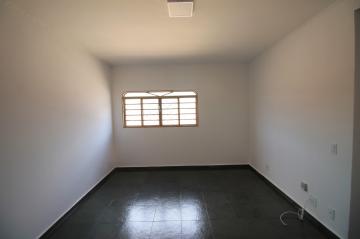 Alugar Apartamento / Padrão em São José do Rio Preto. apenas R$ 1.100,00