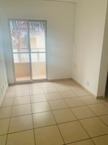 Alugar Apartamento / Padrão em São José do Rio Preto. apenas R$ 950,00