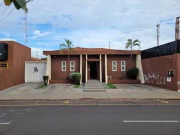 Alugar Comercial / Casa em São José do Rio Preto. apenas R$ 3.300,00