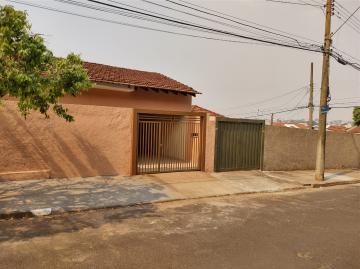 Alugar Casa / Padrão em São José do Rio Preto. apenas R$ 1.100,00