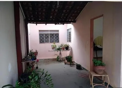 Alugar Casa / Padrão em São José do Rio Preto. apenas R$ 930,00