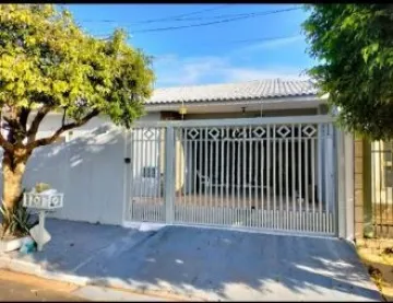 Alugar Casa / Padrão em São José do Rio Preto. apenas R$ 2.200,00