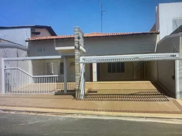 Alugar Casa / Padrão em Fernandópolis. apenas R$ 3.500,00