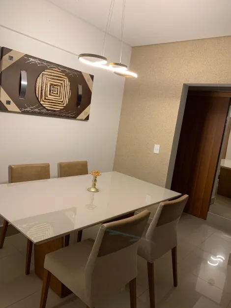 Apartamento Padrão