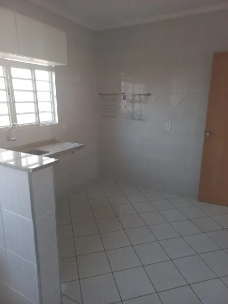 Alugar Apartamento / Padrão em São José do Rio Preto. apenas R$ 200.000,00