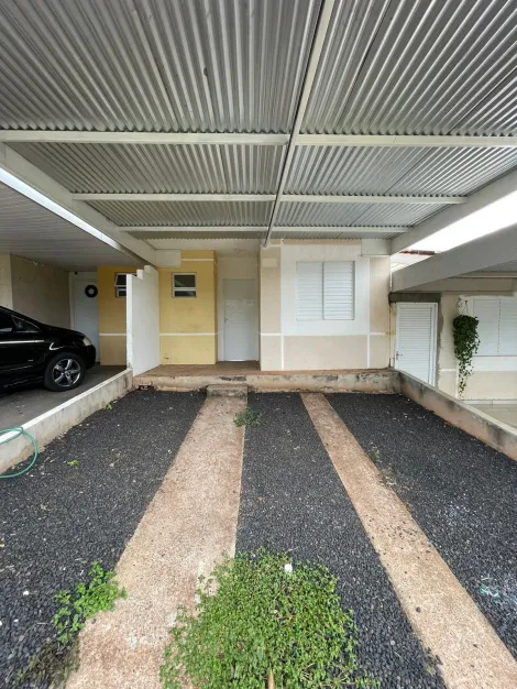 Alugar Casa / Condomínio em São José do Rio Preto. apenas R$ 1.000,00