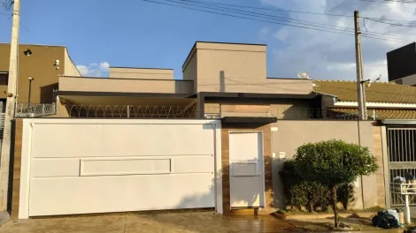 Alugar Casa / Padrão em São José do Rio Preto. apenas R$ 475.000,00